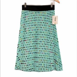 NWT-Lularoe-size S, “Jill”, pleated heart skirt